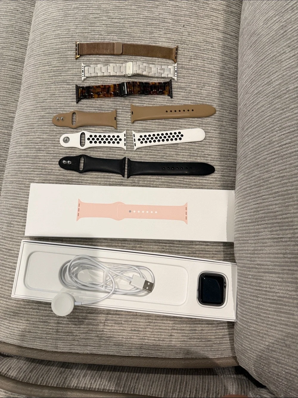 Apple Series 3- Bands and Charger Bundle